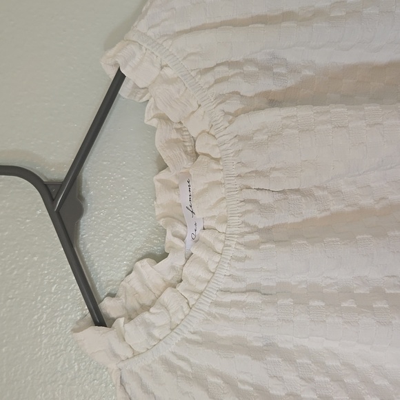 Ces Femme White Ruffle Tank Size Large - Picture 4 of 7